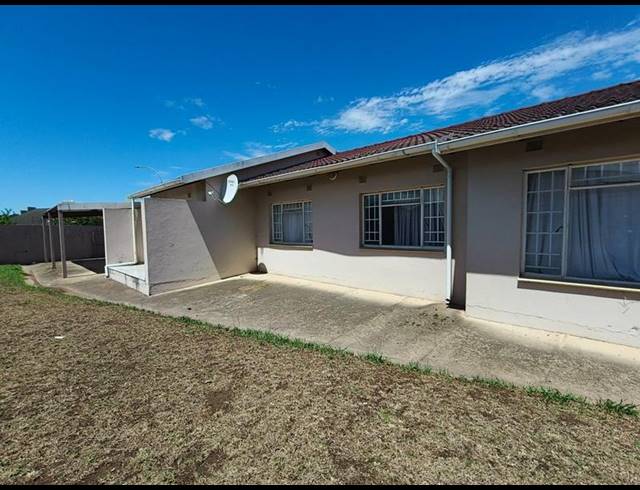 4 BEDROOM HOUSE FOR SALE IN SOUTHRIDGE PARK